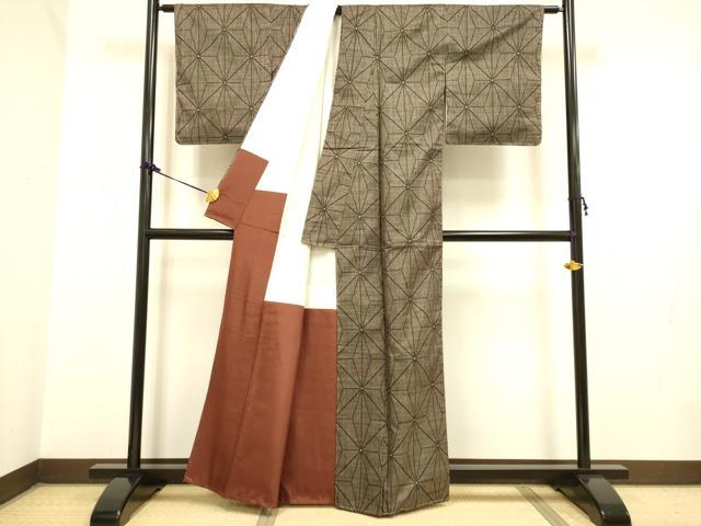 平和屋着物●本場大島紬 7マルキ 麻の葉文様 正絹 逸品 未使用 DAAZ5094du