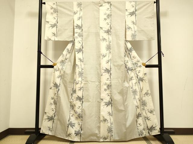 平和屋着物●本場大島紬　白大島　7マルキ　総絣　笹竹間道　正絹　逸品　DAAZ5104du