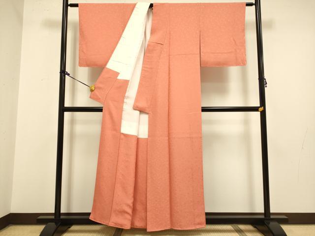 平和屋着物●上質な色無地 吉祥花地紋 赤丹色 正絹 逸品 未使用 DAAZ5117du