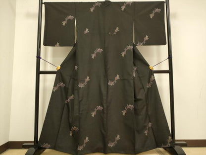 平和屋着物●上質な紬　短冊吉祥文　黒地　正絹　逸品　DAAZ5248du