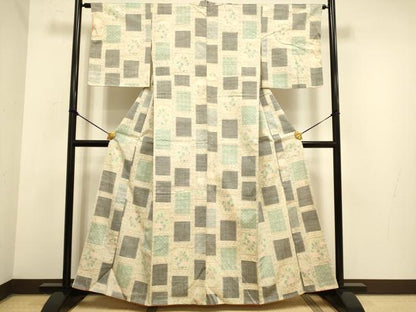 平和屋着物●小千谷紬　色紙花文　正絹　逸品　未使用　DAAZ5263du