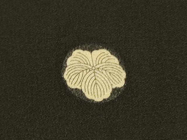 平和屋着物▼豪華黒留袖　刺繍　立波尾長鳥文　金銀彩　正絹　逸品　DAAZ5477du