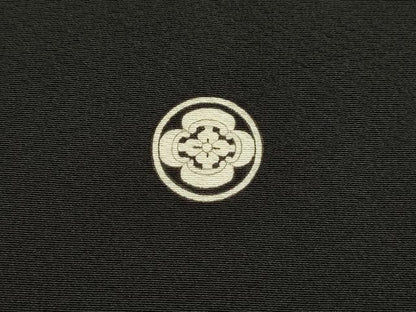 平和屋着物▼豪華黒留袖　駒刺繍　総刺繍　鳳凰菱文　金糸　正絹　逸品　DAAZ6564fe