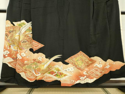 平和屋着物▼豪華黒留袖　駒刺繍　花鳥菱花文　金彩　正絹　逸品　DAAZ6840fe
