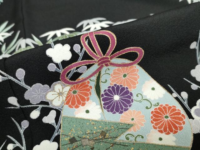 平和屋着物●豪華黒留袖　作家物　駒刺繍　陶器草花文　金彩　正絹　逸品　DAAZ7040ud