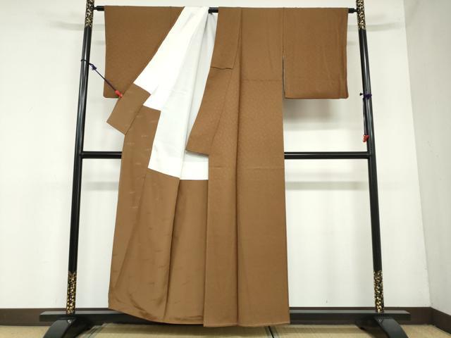 平和屋着物●染色作家 斉藤三才 色無地 草花地紋 黒茶色 正絹 逸品 DAAZ7099ud