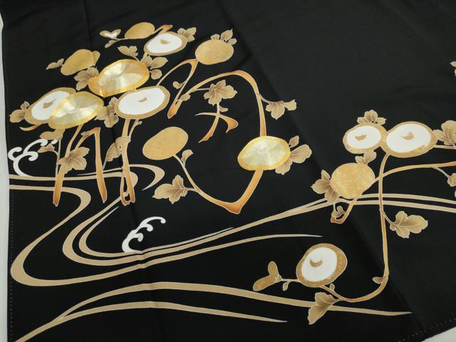 平和屋着物●豪華黒留袖　駒刺繍　草花文　金彩　正絹　逸品　DAAZ7100ud