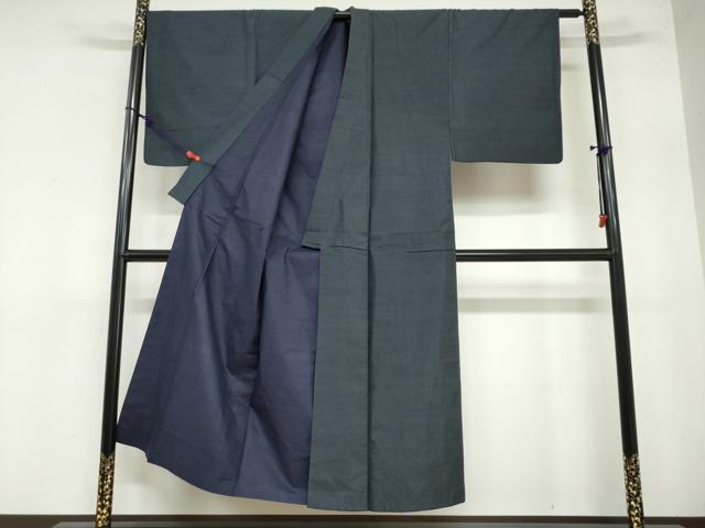 平和屋着物●男性 本場大島紬 80亀甲 総詰め 正絹 逸品 DAAZ7161ud