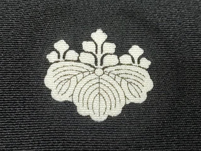平和屋着物●豪華黒留袖　友禅　作家物　風景群鶴草花文　正絹　逸品　DAAZ7205ud
