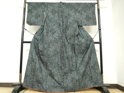 平和屋着物●本場大島紬 7マルキ 切嵌更紗花唐草文 正絹 逸品 DAAZ7206ud