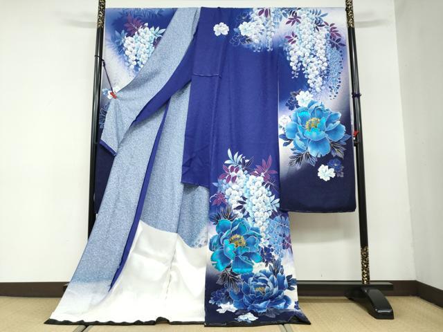 平和屋着物●豪華振袖　草花文　暈し染め　金彩　銀通し地　仮絵羽　逸品　未使用　DAAZ7329ud