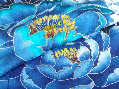 平和屋着物●豪華振袖　草花文　暈し染め　金彩　銀通し地　仮絵羽　逸品　未使用　DAAZ7329ud