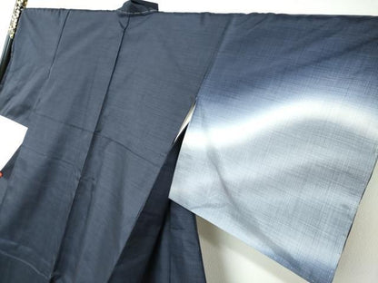 平和屋着物●本場染大島紬 紬地 霞文 暈し染め 正絹 逸品 未使用 DAAZ7346ud