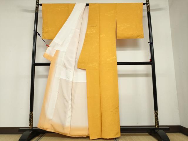 平和屋着物●上質な色無地　雲取り草花地紋　金茶色　正絹　逸品　DAAZ7426ud