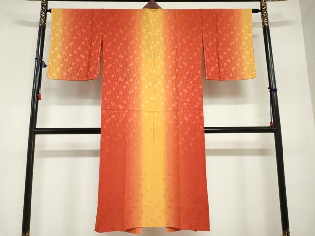 平和屋着物●長襦袢　無双仕立て　立涌舞梅地紋　暈し染め　半衿刺繍　正絹　逸品　DAAZ7456ud