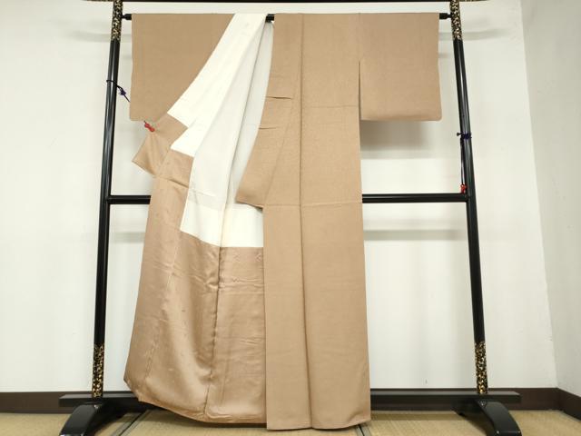 平和屋着物●上質な色無地　花尽くし地紋　焦香色　正絹　逸品　DAAZ7499ud