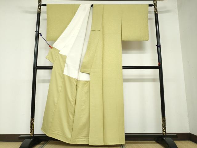 平和屋着物●上質な色無地 霞地紋 青朽葉色 正絹 逸品 DAAZ7536ud