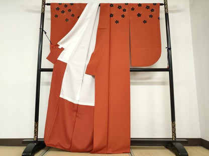 平和屋着物●小振袖　二尺袖　舞桜文　金彩　洗える着物　DAAZ7661ud