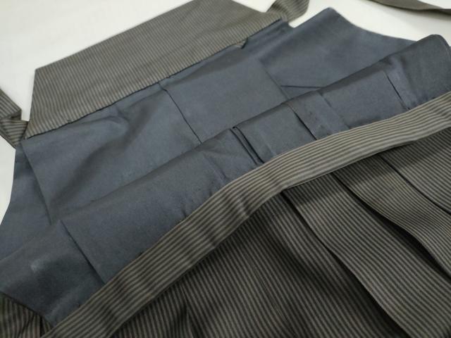 平和屋着物●男性　馬乗り袴　縞　正絹　逸品　DAAZ7779ud