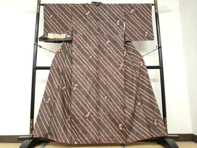 平和屋着物○本場大島紬 絞り 舞葉文 丸恵謹製 証紙付き 正絹