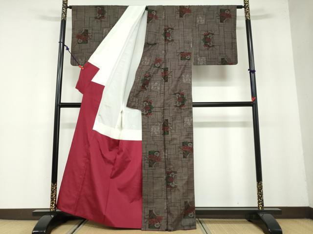 平和屋着物●本場大島紬　7マルキ　草花籬文　正絹　逸品　DAAZ7914ud