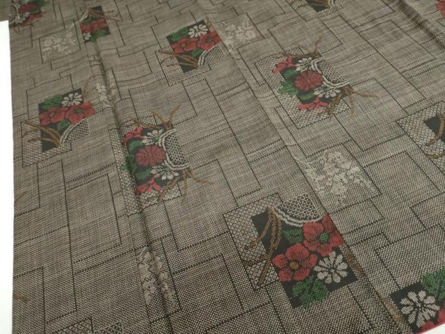 平和屋着物●本場大島紬　7マルキ　草花籬文　正絹　逸品　DAAZ7914ud