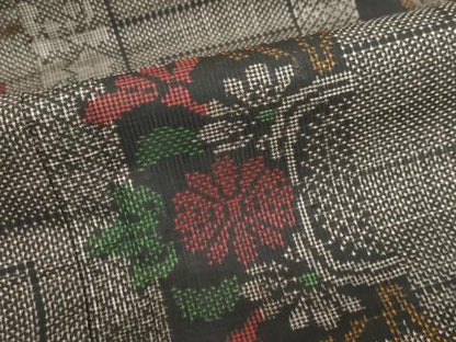 平和屋着物●本場大島紬　7マルキ　草花籬文　正絹　逸品　DAAZ7914ud