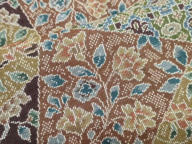 平和屋着物●本場大島紬　7マルキ　切嵌更紗花唐草文　正絹　逸品　DAAZ7206ud 平和屋着物○本場大島紬 7マルキ 更紗切嵌草花文 正絹 逸品 DAAZ7923ud