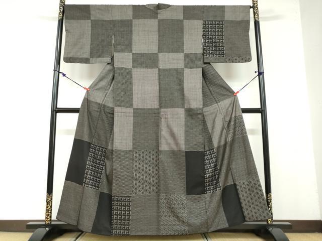 平和屋着物●本場大島紬　訪問着　9マルキ　幾何学文様　正絹　逸品　DAAZ7926ud
