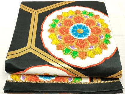 平和屋着物◎六通柄袋帯　唐織　亀甲正倉院花文　黒地　金糸　正絹　逸品　DAAZ8859qa