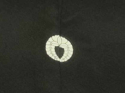 平和屋着物■豪華黒留袖 駒刺繍 地紙花鳥文 銀彩 正絹 逸品 DAAZ9530sf