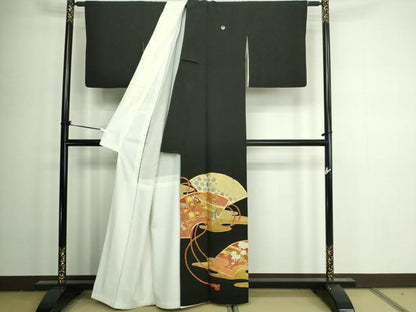 平和屋着物■豪華黒留袖　駒刺繍　地紙風景文　金彩　正絹　逸品　DAAZ9734sf