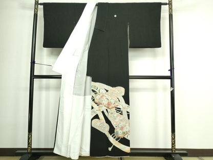 平和屋着物■豪華黒留袖　駒刺繍　文箱花文　金彩　正絹　逸品　DAAZ9873sf