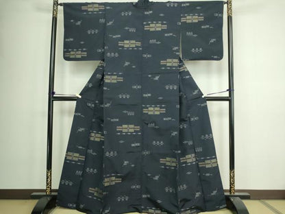 平和屋着物■上質な紬　幾何学文　正絹　逸品　DAAZ9933sf