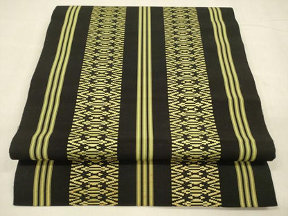 平和屋着物●本場筑前博多織　八寸名古屋帯　献上　黒地　正絹　逸品　DABA0643cm