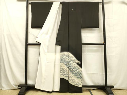 平和屋着物■豪華黒留袖　刺繍　松文　銀彩　正絹　逸品　DABA0850cm
