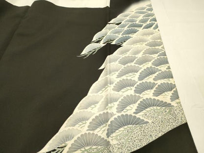 平和屋着物■豪華黒留袖　刺繍　松文　銀彩　正絹　逸品　DABA0850cm