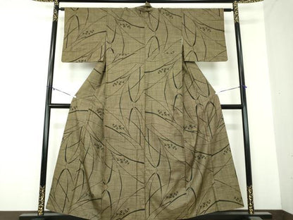 平和屋着物●本場大島紬 7マルキ 草花文 正絹 逸品 DABA1020ps