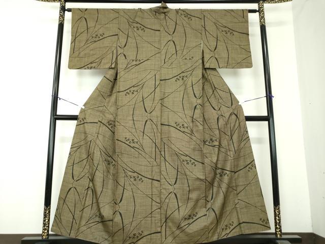 平和屋着物●本場大島紬 7マルキ 草花文 正絹 逸品 DABA1020ps