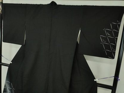 平和屋着物●訪問着　紬地　瓦文　黒地　やまと誂製　正絹　逸品　DABA1040ps