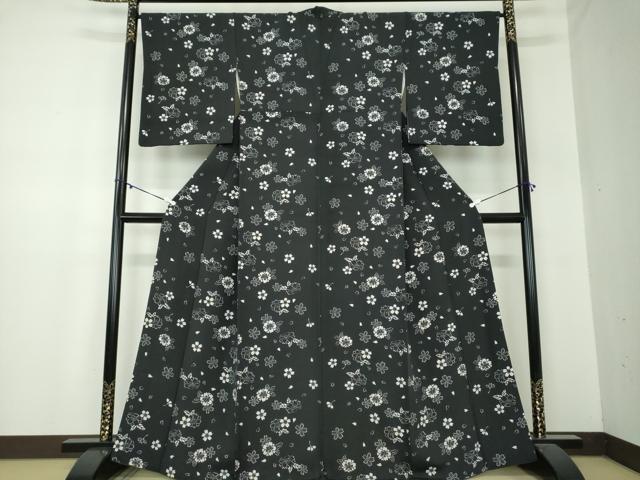平和屋着物●上質な小紋　舞桜　黒地　正絹　逸品　DABA1116ps