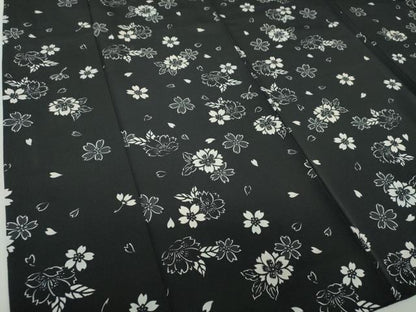 平和屋着物●上質な小紋　舞桜　黒地　正絹　逸品　DABA1116ps