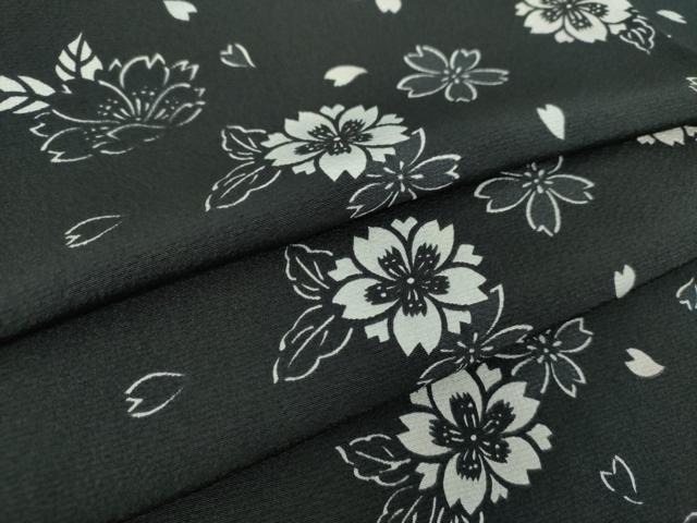 平和屋着物●上質な小紋　舞桜　黒地　正絹　逸品　DABA1116ps
