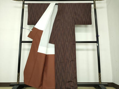 平和屋着物●上質な紬　矢羽文　正絹　逸品　DABA1180ps