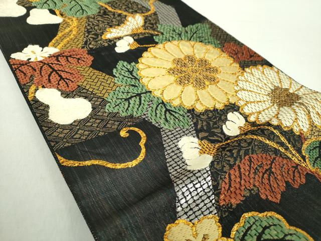 平和屋着物●六通柄袋帯　唐織　岡山林原美術館秘蔵品より　三寳　黒地　金銀糸　正絹　逸品　DABA1739ps