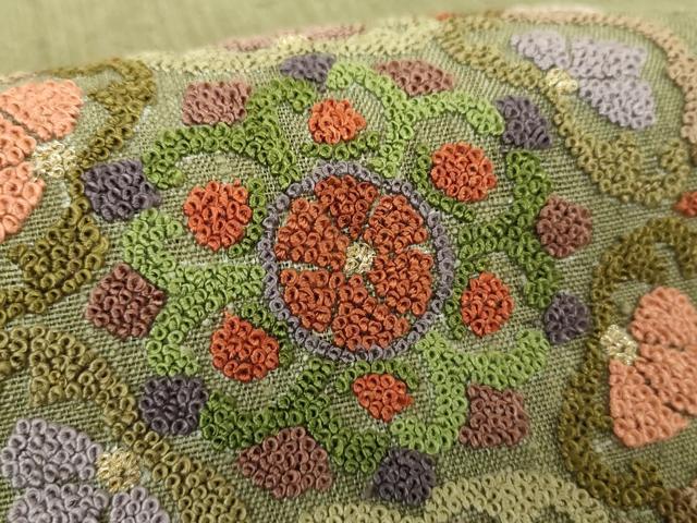 平和屋着物●中国三大刺繍　スワトウ相良刺繍　汕頭相良刺繍　総刺繍　九寸名古屋帯　紬地　正倉院花文　金糸　正絹　逸品　DABA1833ps