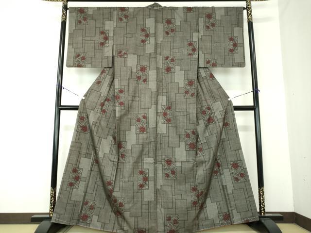 平和屋着物●本場大島紬　7マルキ　色紙重ね花文　正絹　逸品　DABA1098ps 平和屋着物○本場大島紬 7マルキ 色紙重ね花文 鈴乃屋扱い 正絹 逸品