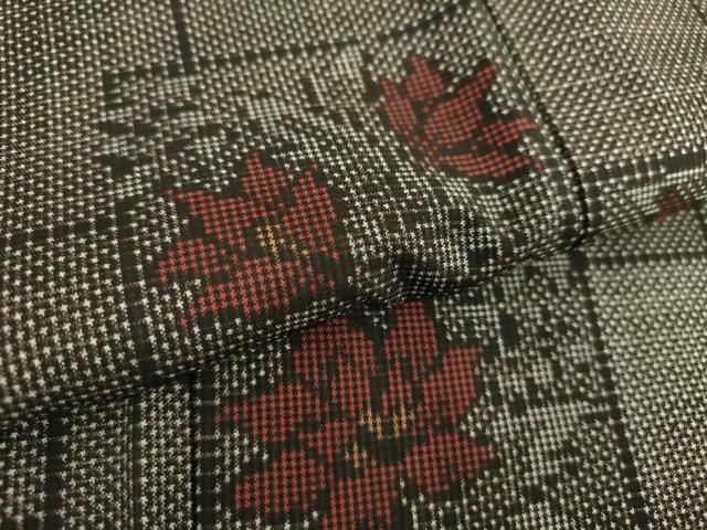 平和屋着物○本場大島紬 7マルキ 色紙重ね花文 鈴乃屋扱い 正絹 逸品