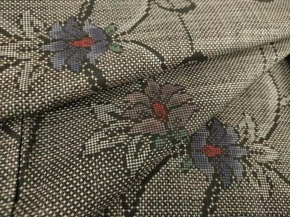 平和屋着物●本場大島紬　7マルキ　更紗花唐草文　正絹　逸品　未使用　DABA1888ps