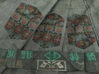 平和屋着物●本場大島紬　7マルキ　亀甲花文　反端付き　正絹　逸品　DABA1889ps
